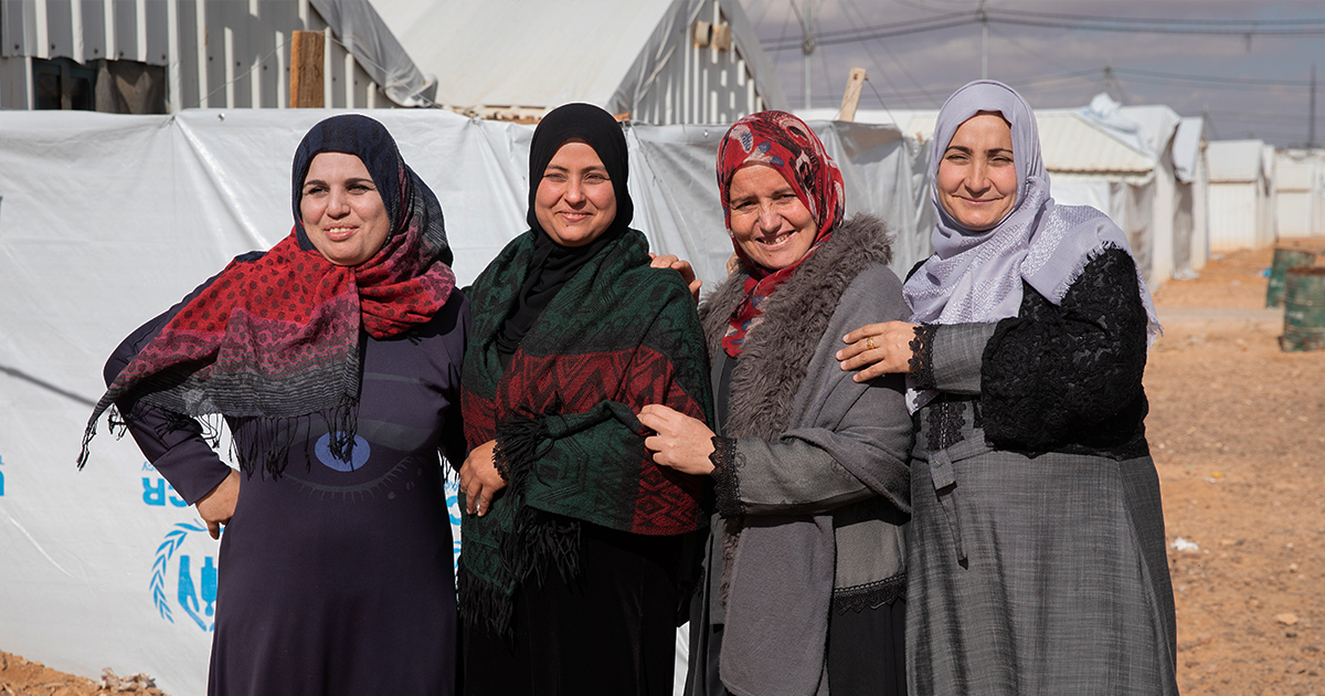 Samira, Samaher, Kholoud and Itidal live in Azraq refugee camp in Jordan and are part of an artisan collective supported by UNHCR. @UNHCR/Jordi Matas
